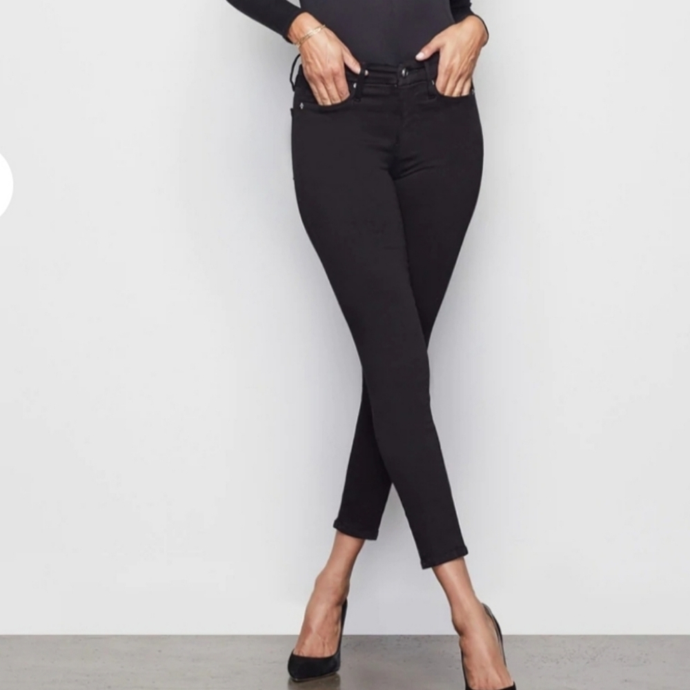 Woman's Loft Skinny Black Jeans 29/8